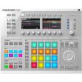 Native Instruments MASCHINE STUDIO weiß