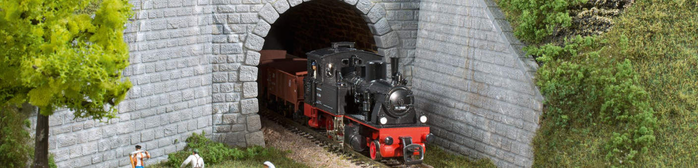 Tunnel im Modellbahnshop