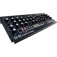Roland SE-02 Analog Synthesizer Thumbnail 3