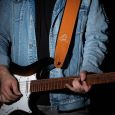 Ortega OSCU-6 Echtleder Gitarrengurt „orange braid“ Thumbnail 4