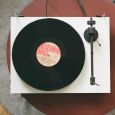 Pro-Ject E1 Schallplattenspieler Hochglanz Schwarz inkl. Audio Technica AT 3600L Thumbnail 9