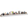 11339 Bahnsteigausstattung mit Figuren Thumbnail 1