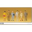 14135 Passanten 1:87 Thumbnail 1