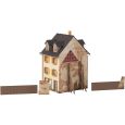 130692 Altstadthaus mit Bretterzaun Thumbnail 2