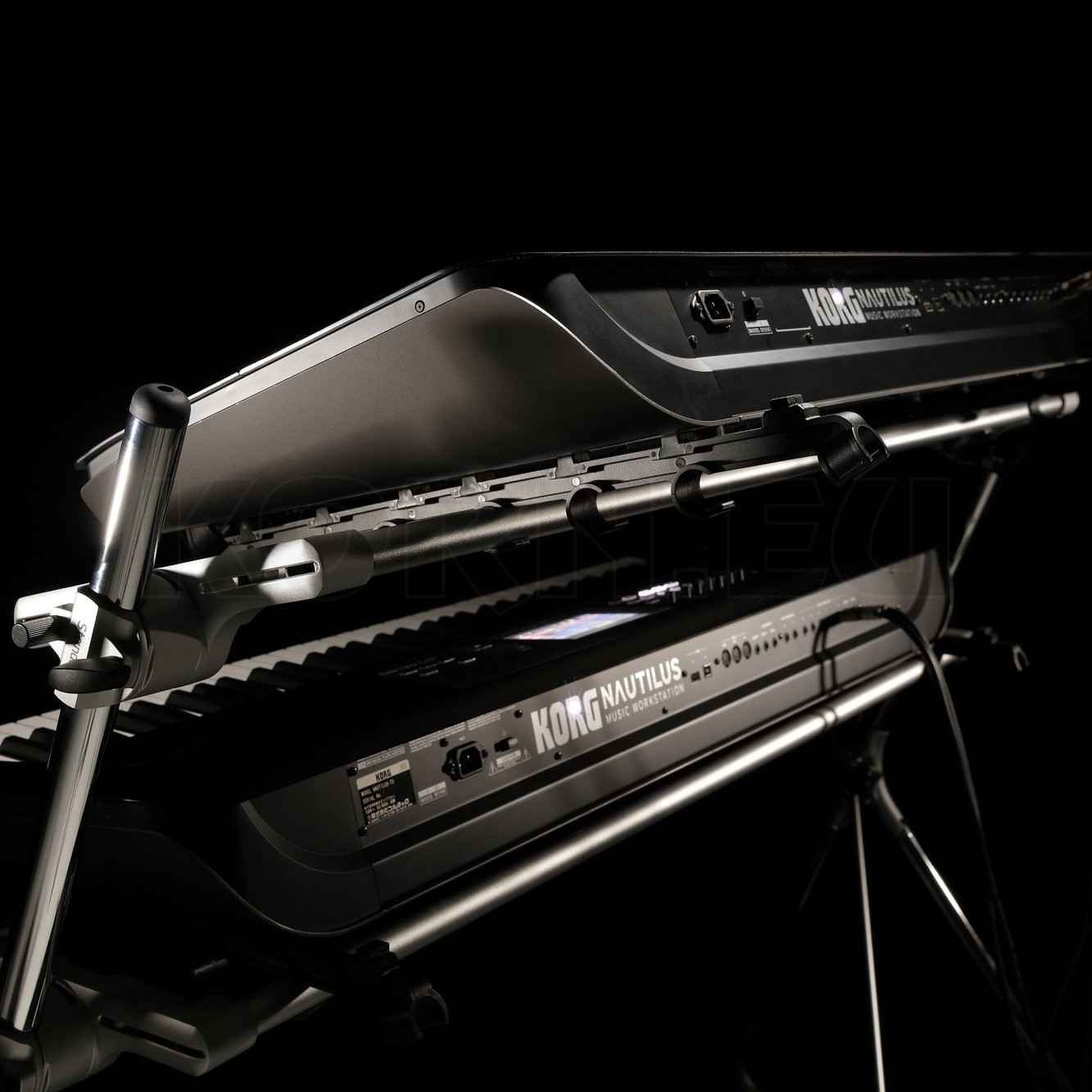 Nautilus 61 Workstation Synthesizer Musikhaus