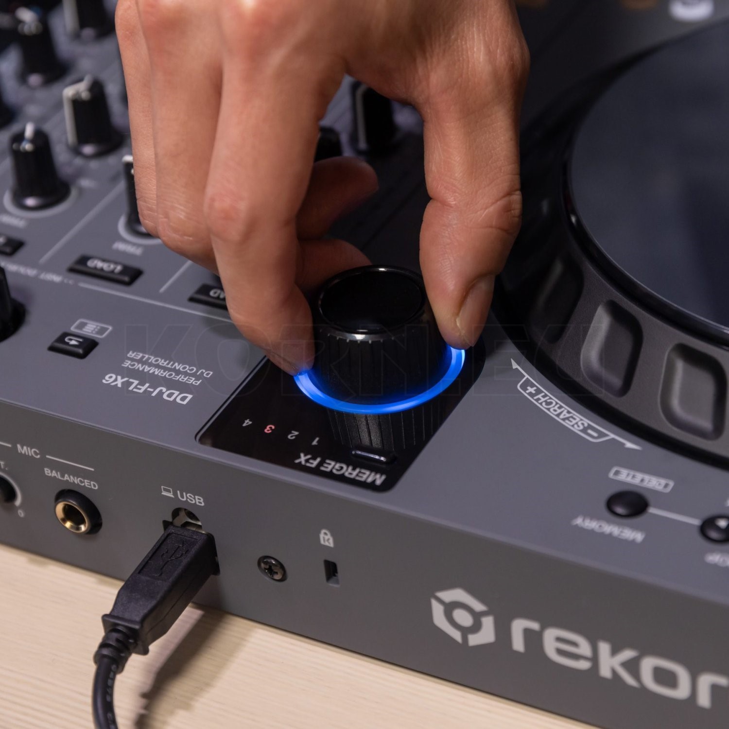 Pioneer DJ DDJ-FLX6-GT DJ Controller