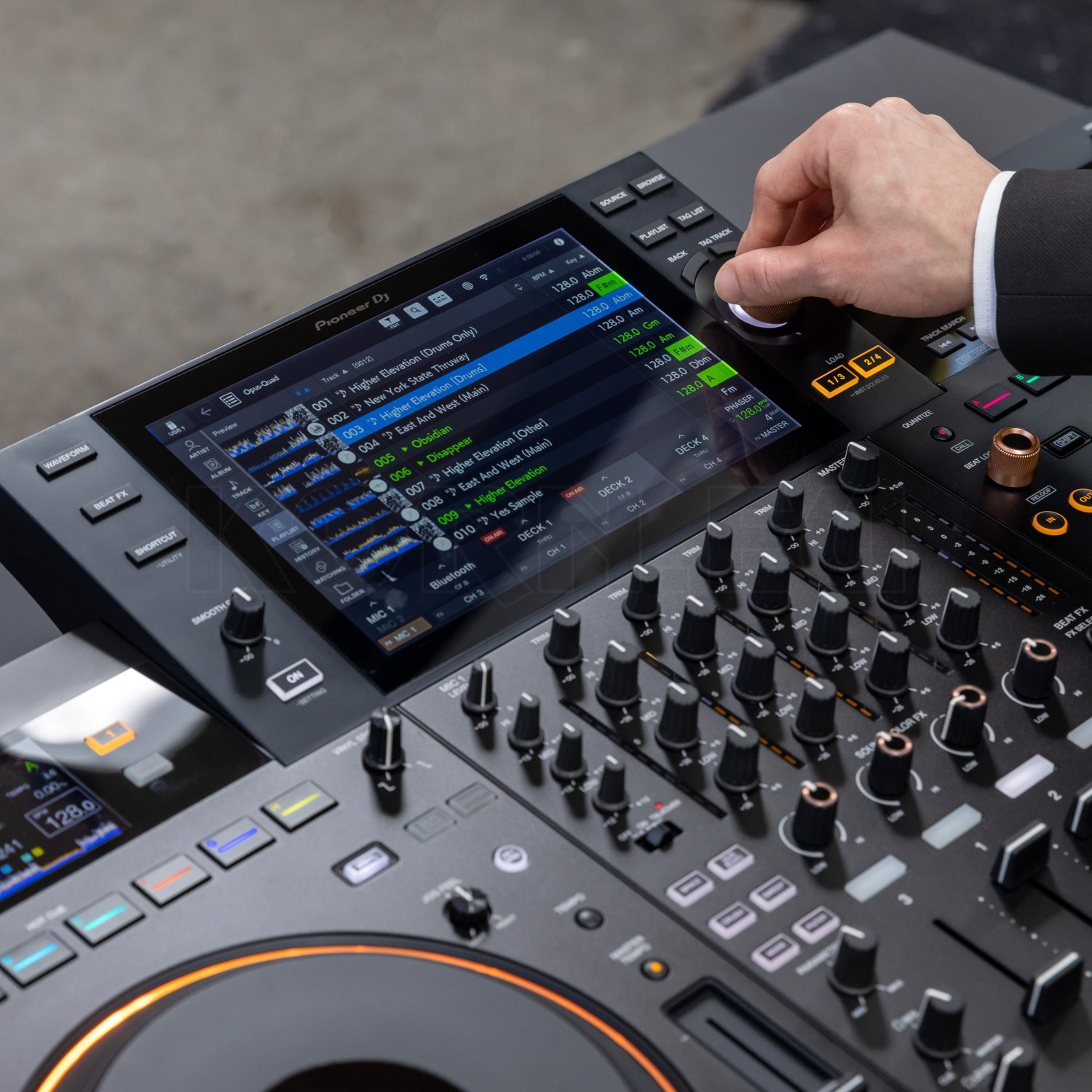 Pioneer DJ OPUS Quad DJ Controller