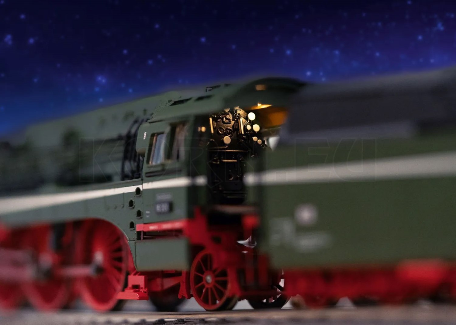 Märklin 38201| Dampflokomotive 18 201 |DR