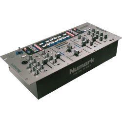 Numark AVM 02