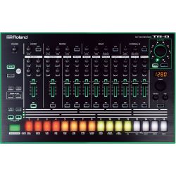Roland Aira TR-8 Rhythm Performer