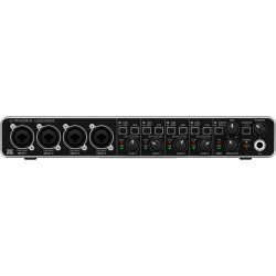 Behringer U-Phoria UMC404