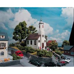 61825 Dorfkirche St. Lukas
