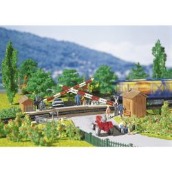120172 Beschrankter Bahnübergang