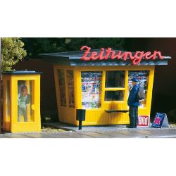12340 Zeitungskiosk mit Telefonzelle