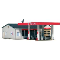 13320 Tankstelle