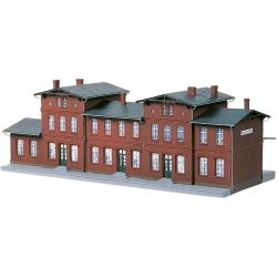 11380 Bahnhof Neupreußen