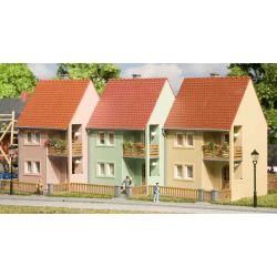 13273 Reihenhäuser 3 Stück