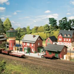 15304 Set Bahnhof Neschwitz