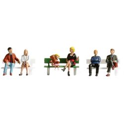 36530 Sitzende, 6 Figuren, mit einer Bank N