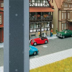 8138 Stadtstraße mit Gehweg, 1 m