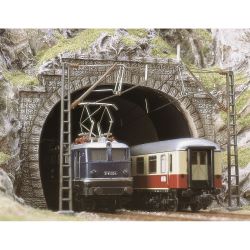 8192 Zwei E-Lok-Portale