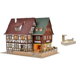 43694 H0 Boutique mit Inneneinrichtung und LED-Beleuchtung