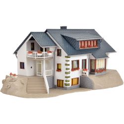 43711 H0 Haus am See