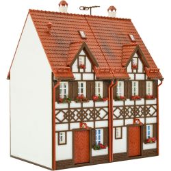 43847 H0 Reihen-Doppelhaus mit Fach
