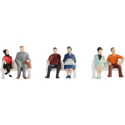 38130 Sitzende, 6 Figuren (ohne Bänke)