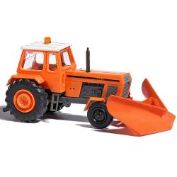 8710 Traktor ZT300 Fortschritt mit Schneeschieber