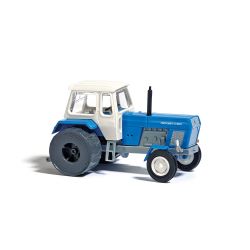 8700 Traktor mit Eisenrädern ZT 300