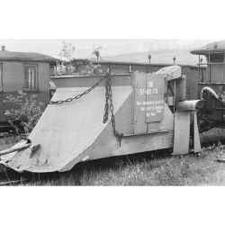 76013 Schneepflug 97-09-75 DR, Ep.IV, gelb