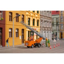 41656 Multicar M22 mit Drehleiter