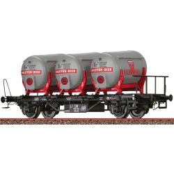 Brawa 50605 Behältertragwagen BTs 30 der DB, with Ddikr 621 "Holsten-Bier", Ep. III