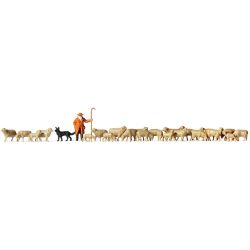 0212583 Schäfer mit Schafherde und Hund