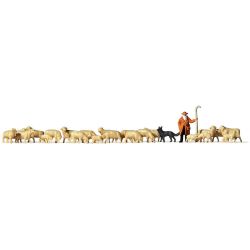 0272583 Schäfer mit Schafherde und Hund