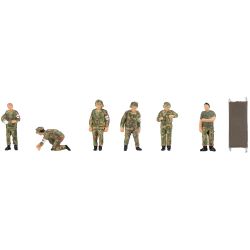 151752 Soldaten im Sanitätsdienst