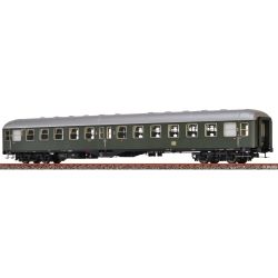 58100 Personenwagen B4ymg, DB, Ep.III, mit Beleuchtung