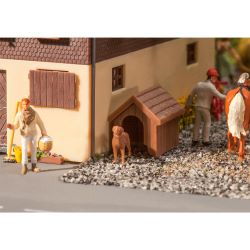 180939 Hundehütte mit Hund