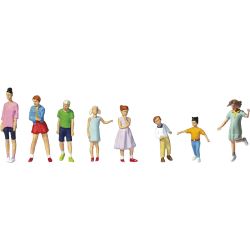 10766 Jugendliche und Kinder