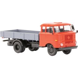 121045-11 IFA W50L Speditionskabine, Holzpritsche (verkehrsrot)