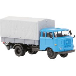 121047-03 IFA W50L Speditionskabine, Holzpritsche, Plane (hellblau)
