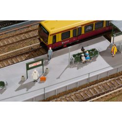 13356 TT S-Bahn Bahnsteigausstattung