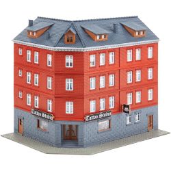 130138 H0 Stadteckhaus mit Tattoostudio