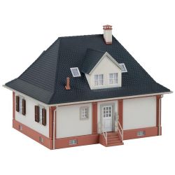 130681 H0 Pfarrhaus Kirchstraße 3