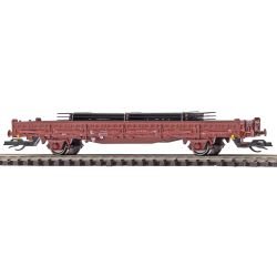 31515 TT Flachwagen Ks 3300 mit Rungen, mit Stahlplatten, DR, Ep. IV