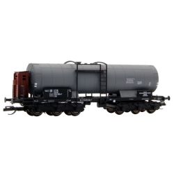 23083 TT Kesselwagen 6achsig, DR, Ep. IV, mit Bremserhaus