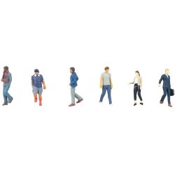 151727 H0 Treppenabsteigende Personen