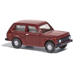 87103 TT Lada Niva, Weinrot