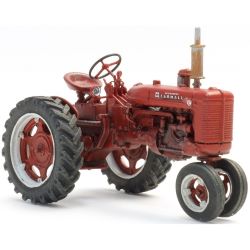387.708 H0 Farmall C row crop